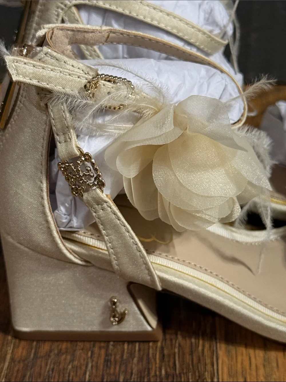Sam Edelman Kids Delaney Rosa Ivory Floral Heels Sandals Size 11 NIB